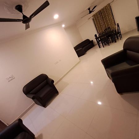 אודופי Kshetra Service Apartment מראה חיצוני תמונה